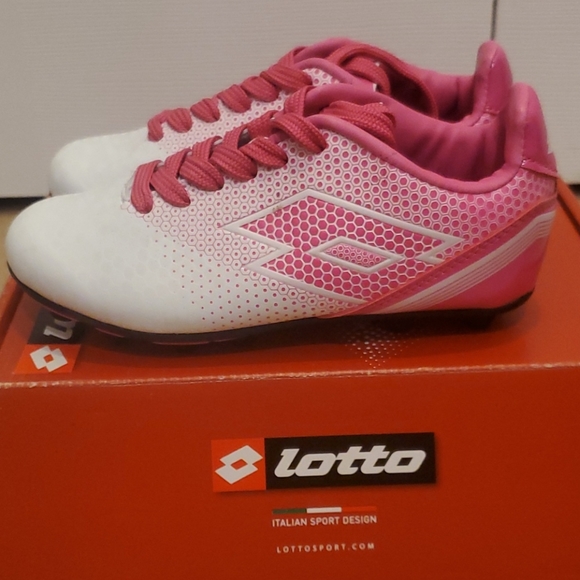 NWT girls Lotto soccer cleats - Picture 6 of 6